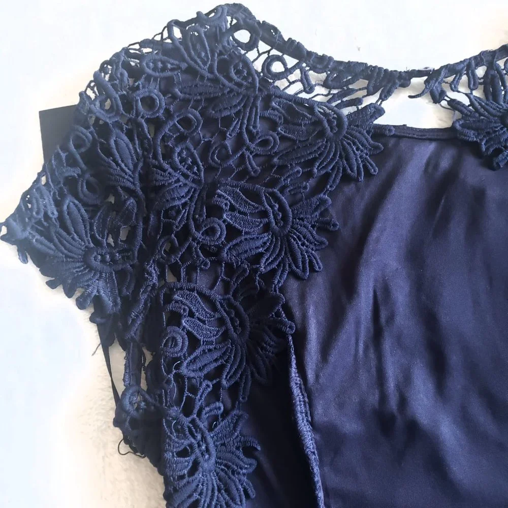 LULU'S Open Back Floral Lace Navy Blue Mini Dress SZ M - Picture 12 of 17